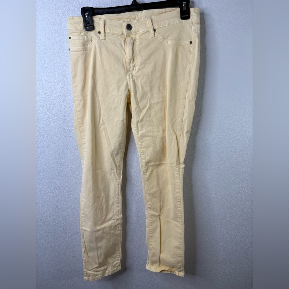 Angry Rabbit size 30 Yellow Jeans